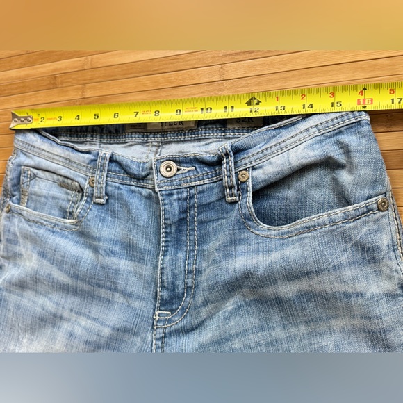 BKE Tyler Wide Leg Regular Fit Denim Jeans, (Distressed) Men's Size 32R - Picture 2 of 16